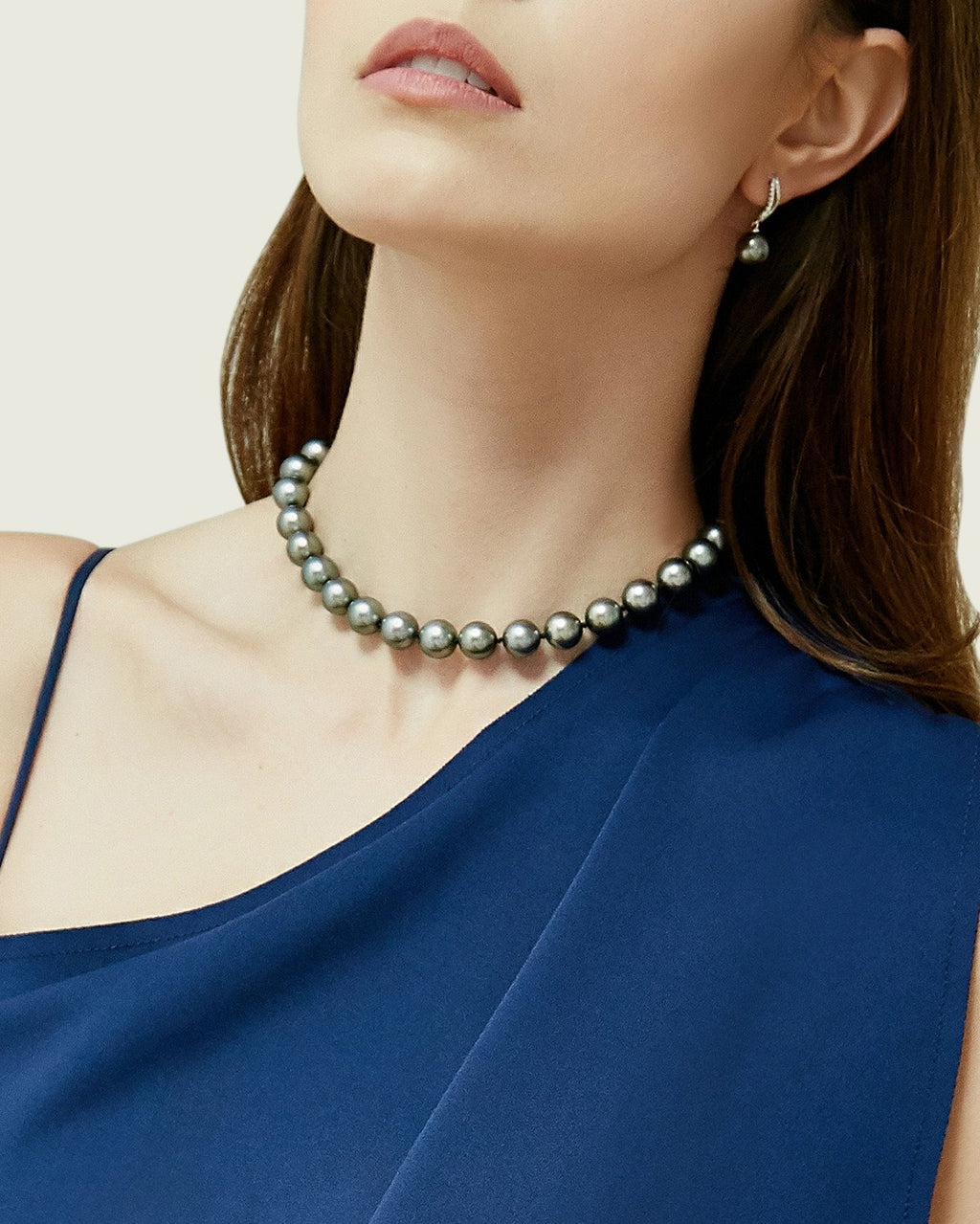 Elegant Silvery-Green Tahitian South Sea Pearl Necklace, 9.0–11.0mm