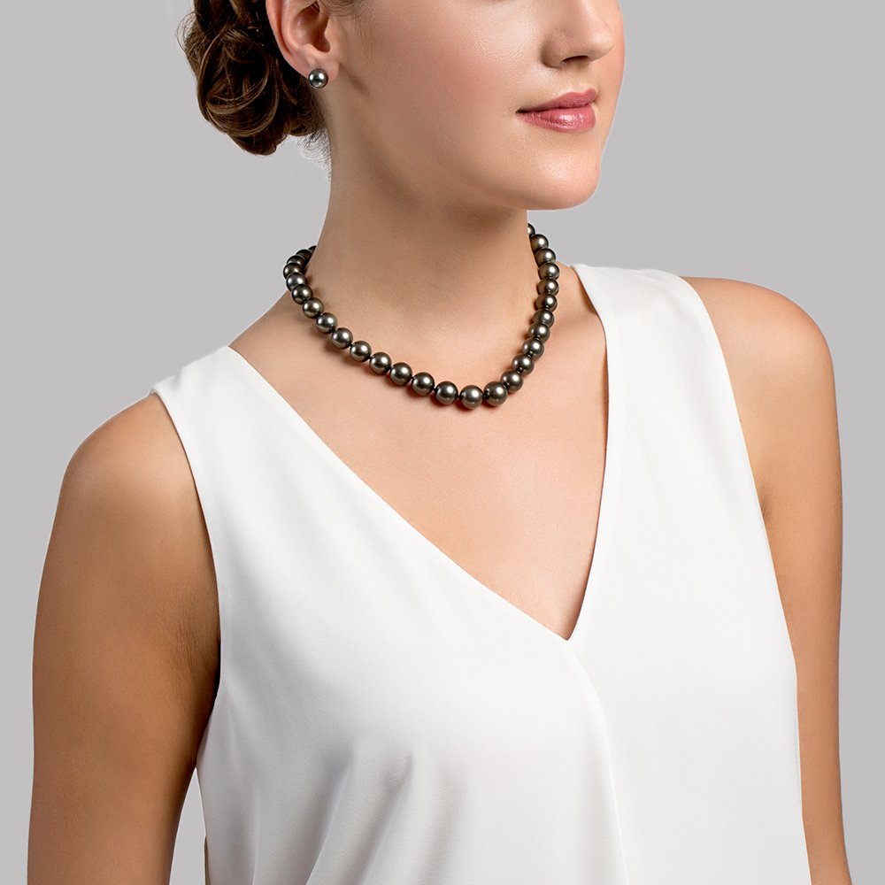 Elegant Tahitian True Round Pearl Necklace – 9.0–11.0mm